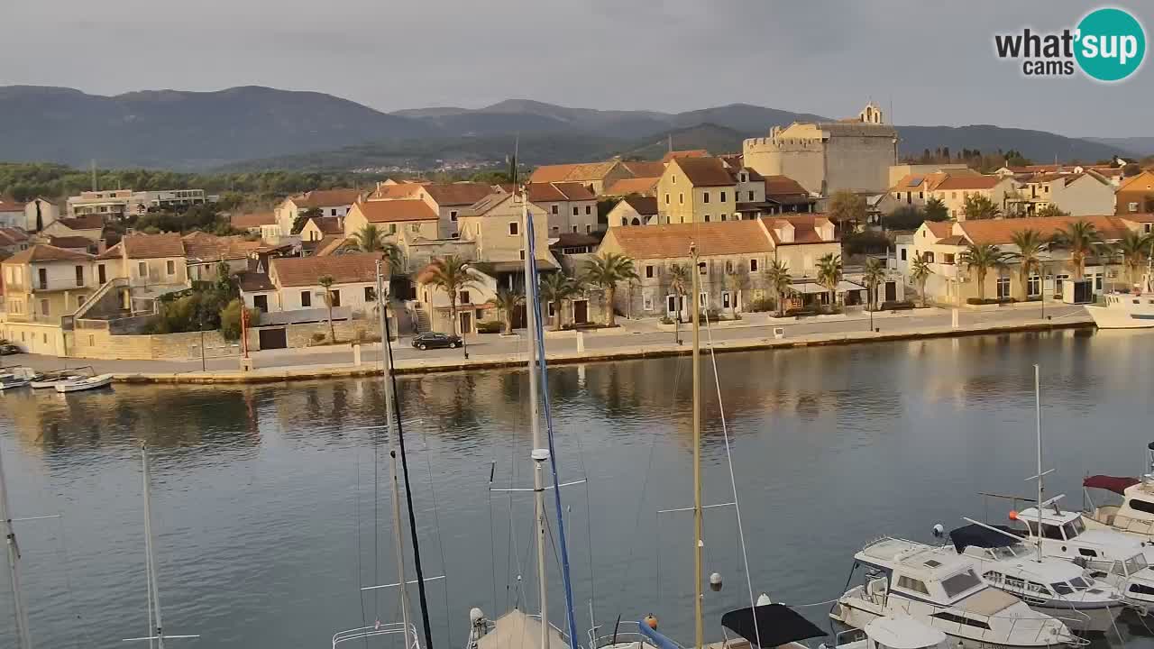 Kamera Hvar Vrboska marina | | Dalmacija