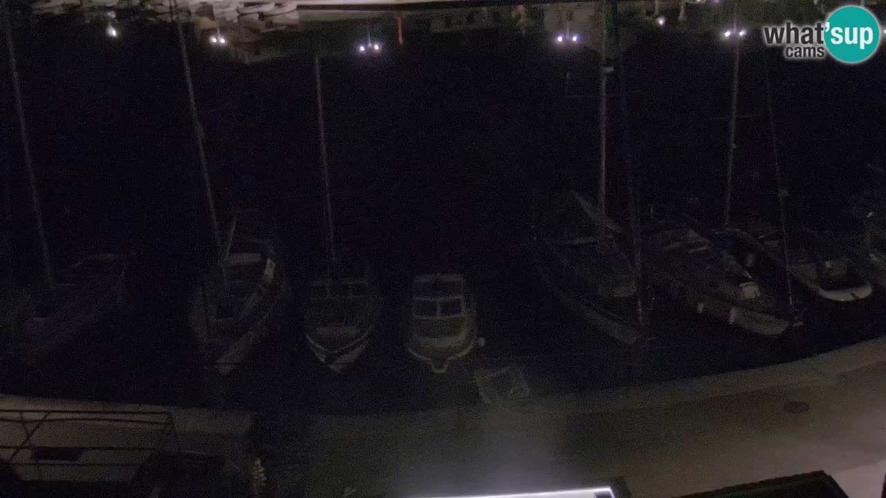 Kamera Hvar Vrboska marina | | Dalmacija