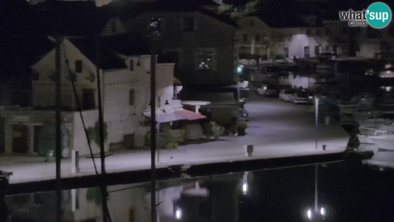 Kamera Hvar Vrboska marina | | Dalmacija