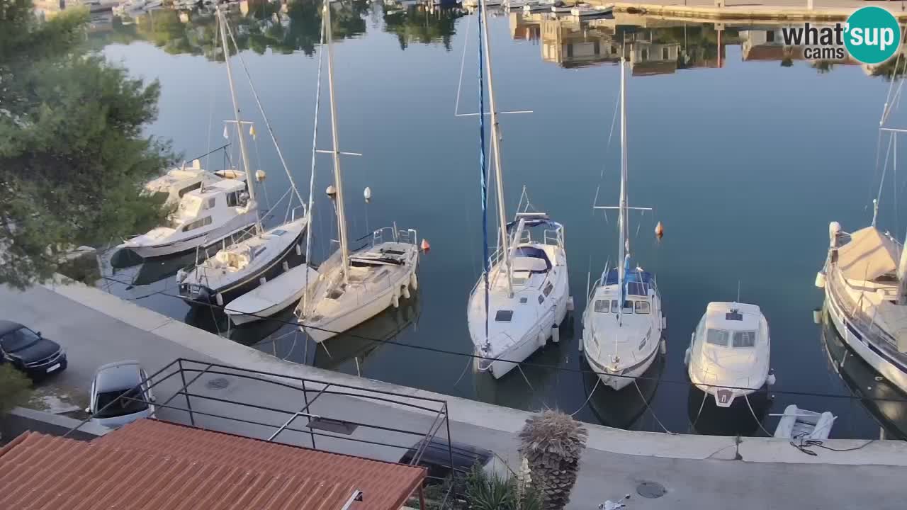 Web kamera Hvar Vrboska marina | otok Hvar | Dalmacija