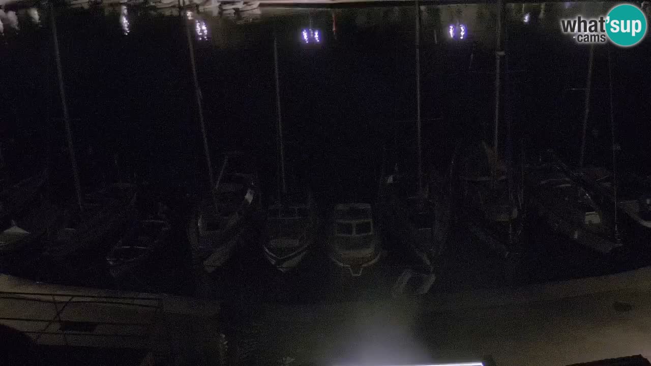 Camera Hvar Vrboska marina | isla de Hvar | Dalmacia