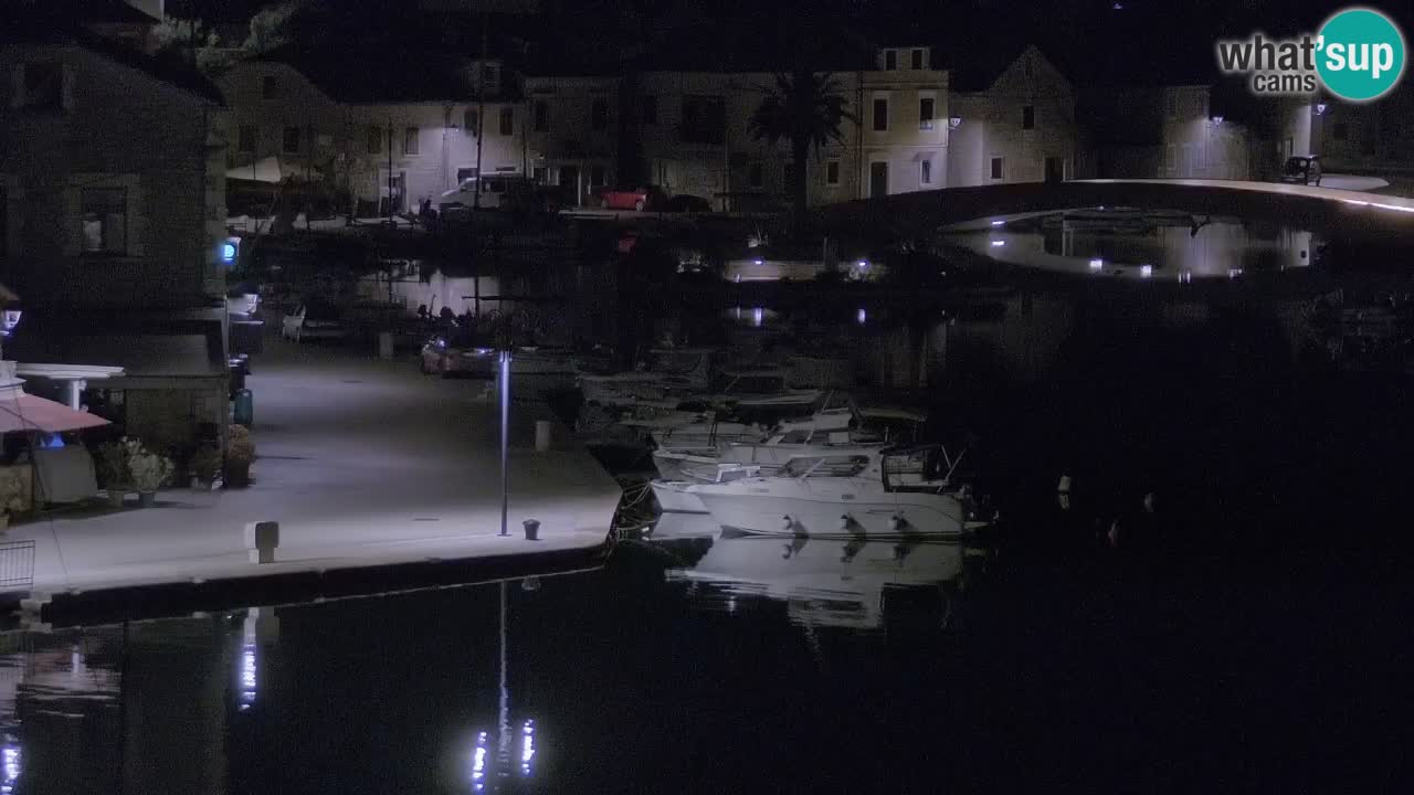 Kamera Hvar Vrboska marina | | Dalmacija