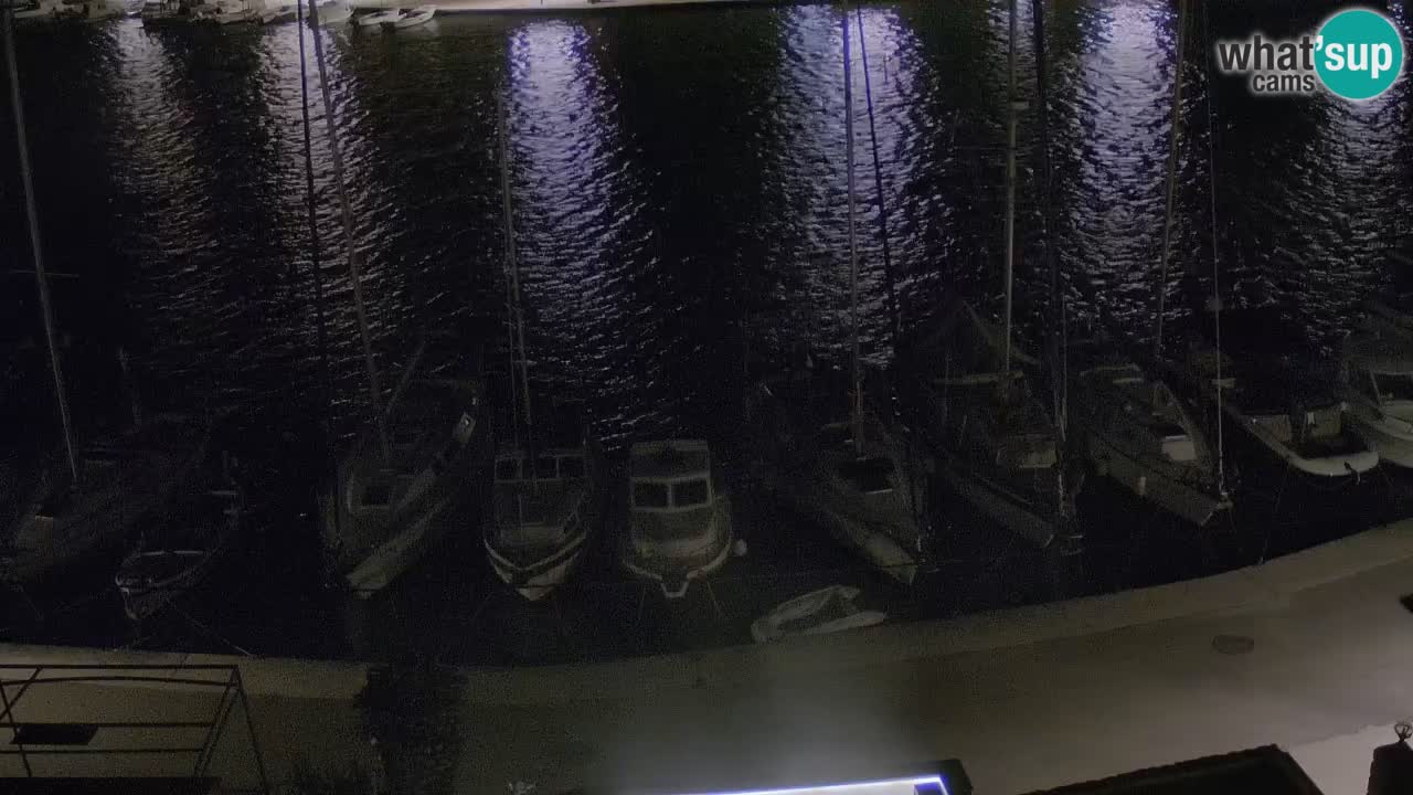 Web kamera Hvar Vrboska marina | otok Hvar | Dalmacija