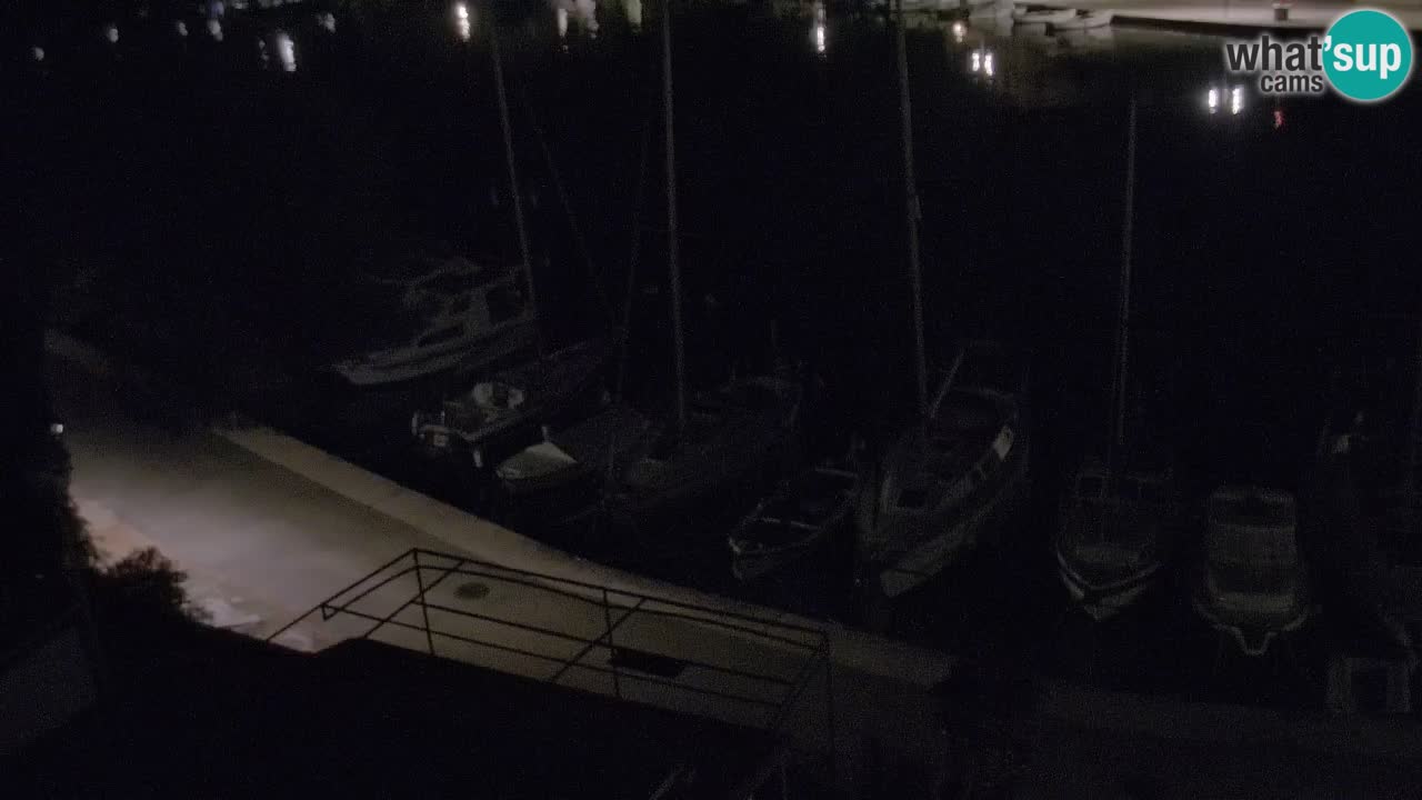 Kamera Hvar Vrboska marina | | Dalmacija
