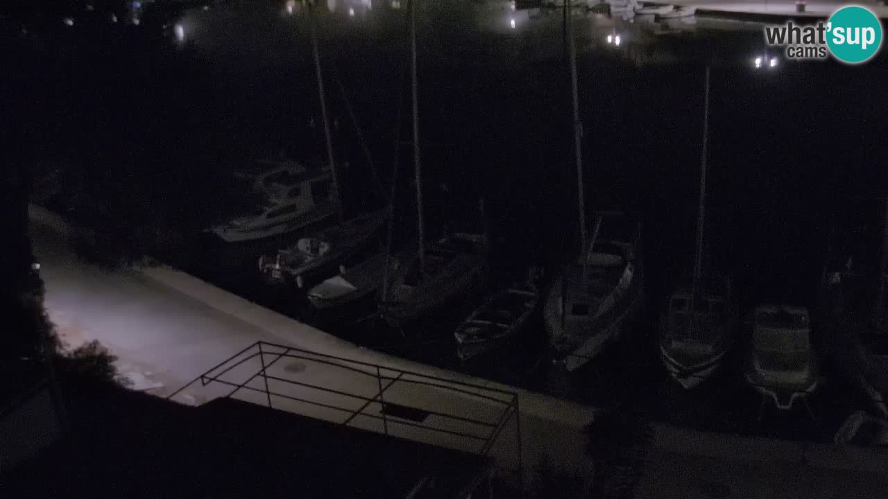 Kamera Hvar Vrboska marina | | Dalmacija