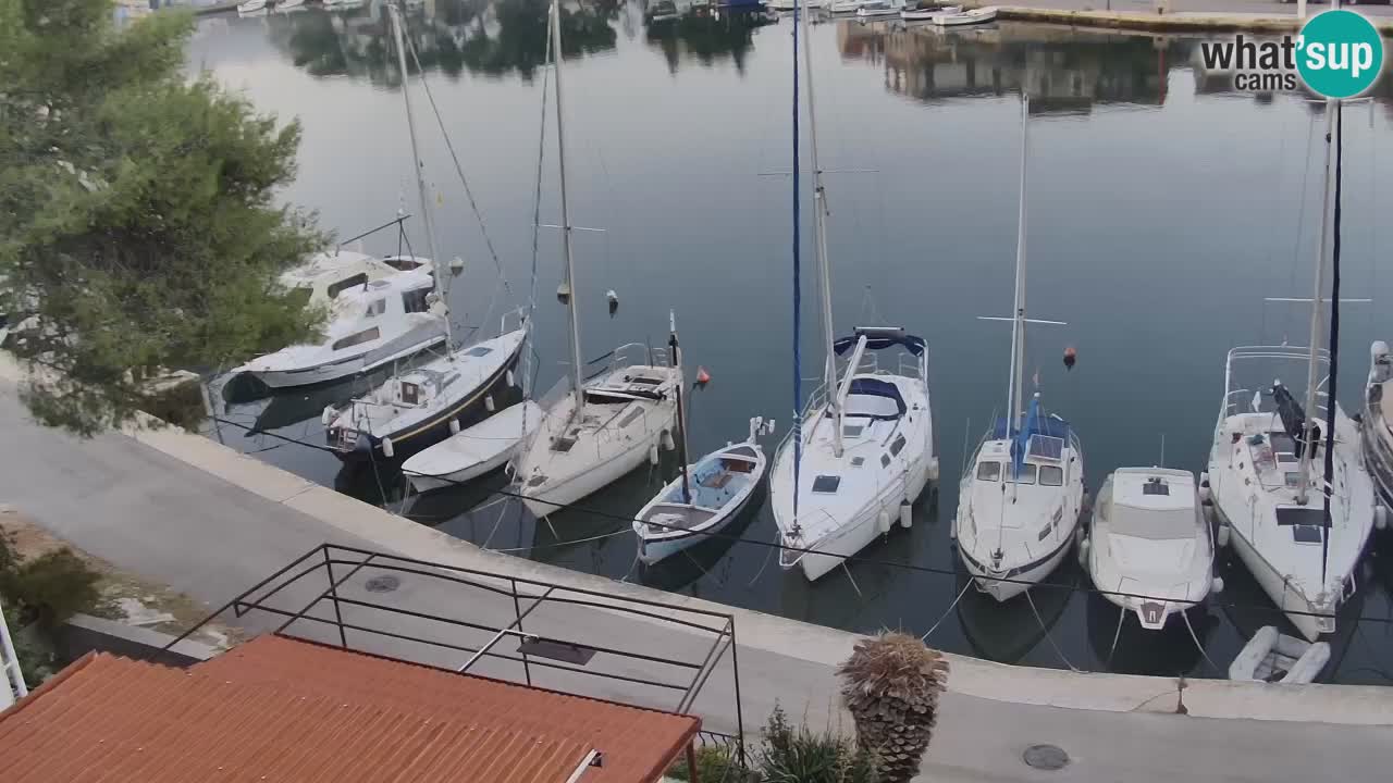 Camera Hvar Vrboska marina | isla de Hvar | Dalmacia