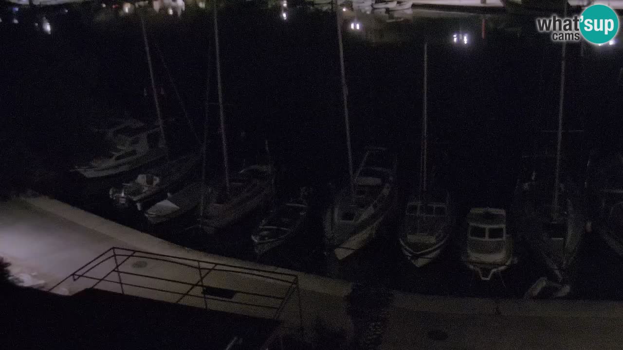 Kamera Hvar Vrboska marina | | Dalmacija