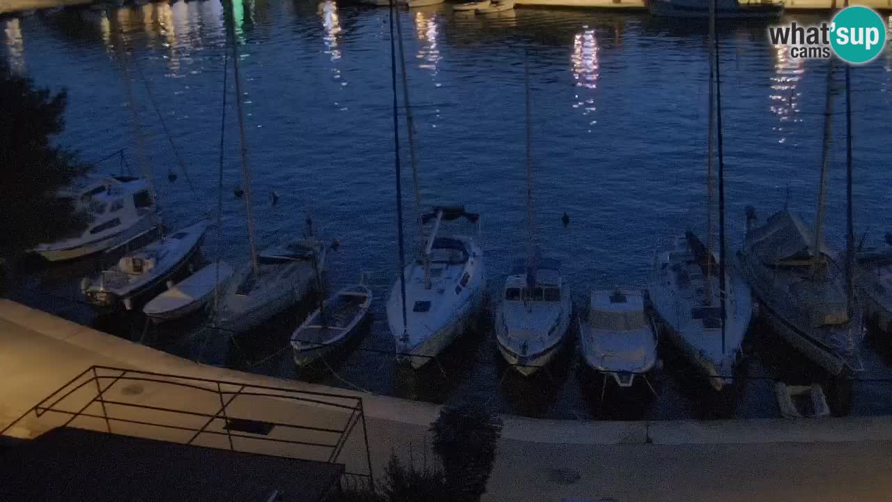 Kamera Hvar Vrboska marina | | Dalmacija