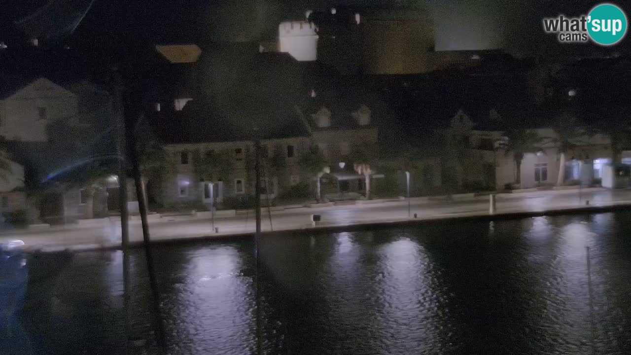 Kamera Hvar Vrboska marina | | Dalmacija