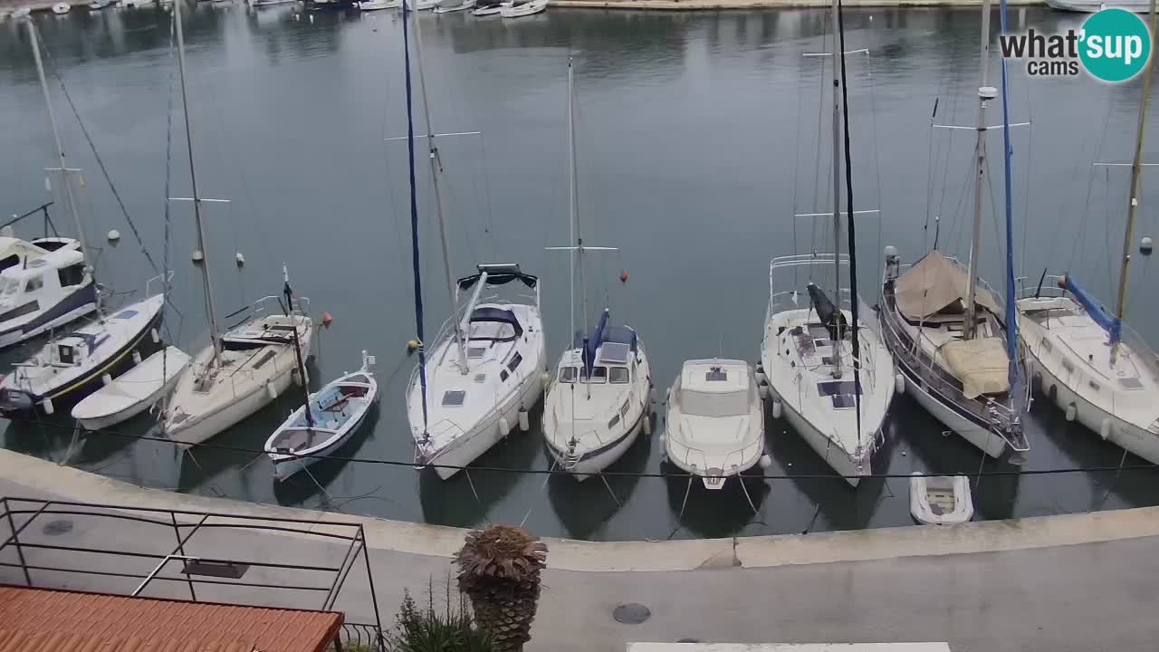 Kamera Hvar Vrboska marina | | Dalmacija