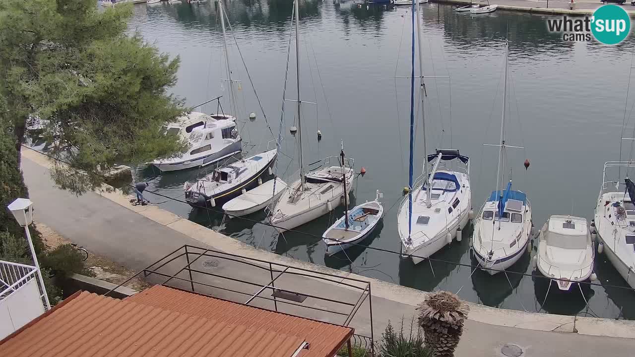 Kamera Hvar Vrboska marina | | Dalmacija
