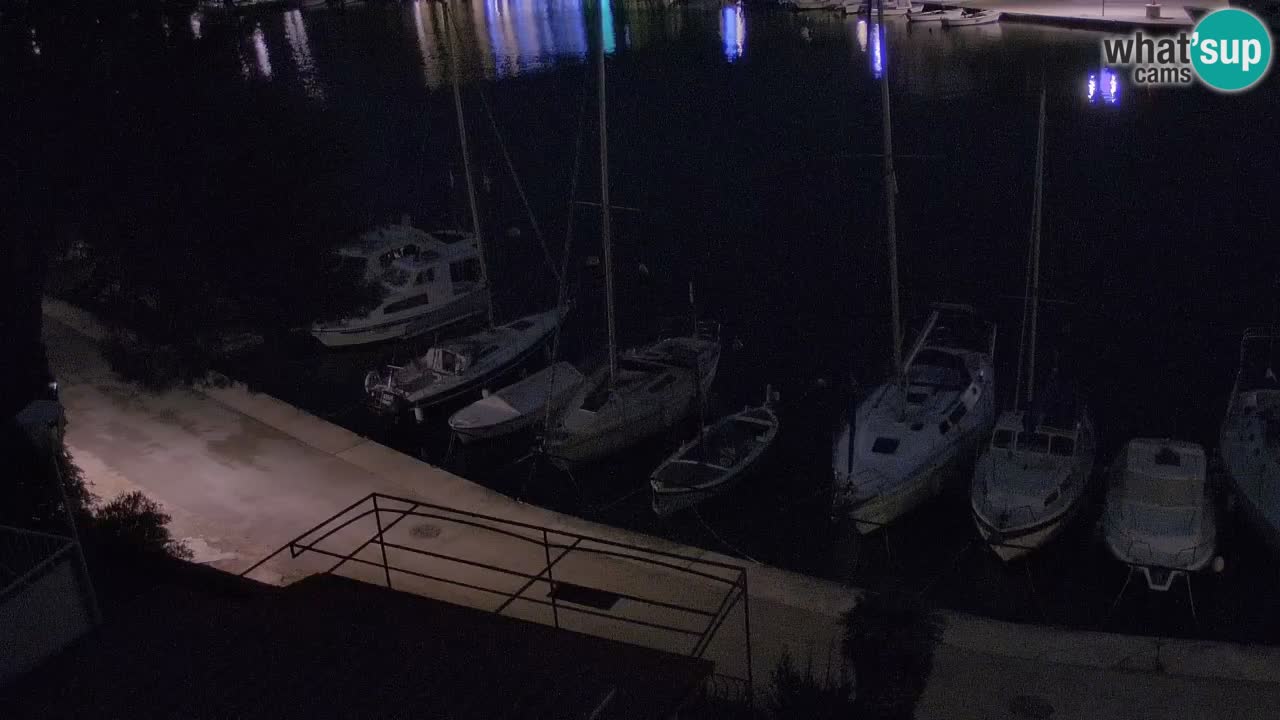 Kamera Hvar Vrboska marina | | Dalmacija