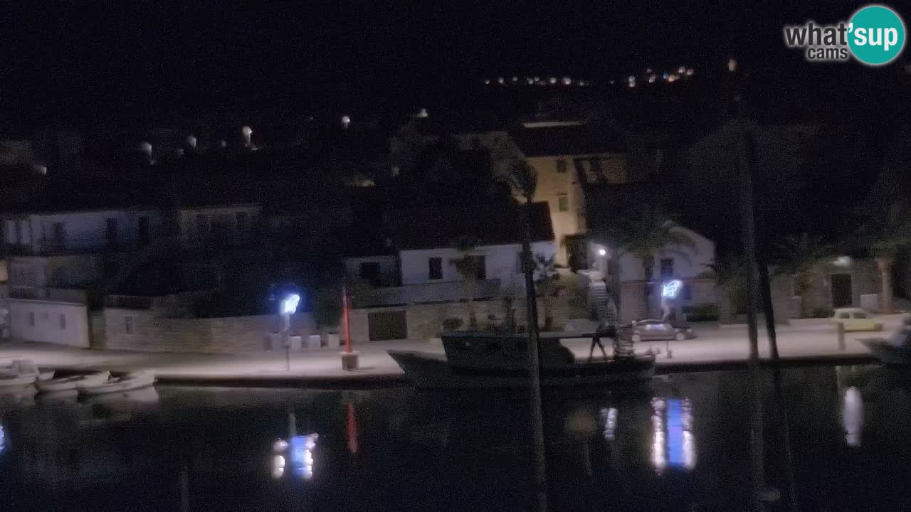 Kamera Hvar Vrboska marina | | Dalmacija