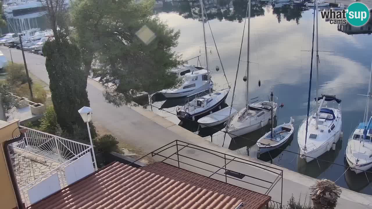Kamera Hvar Vrboska marina | | Dalmacija