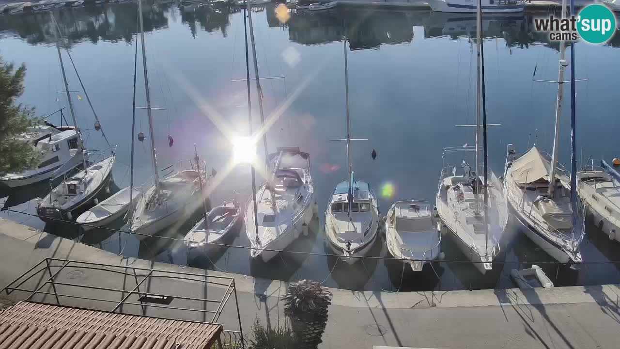 Camera Hvar Vrboska marina | isla de Hvar | Dalmacia