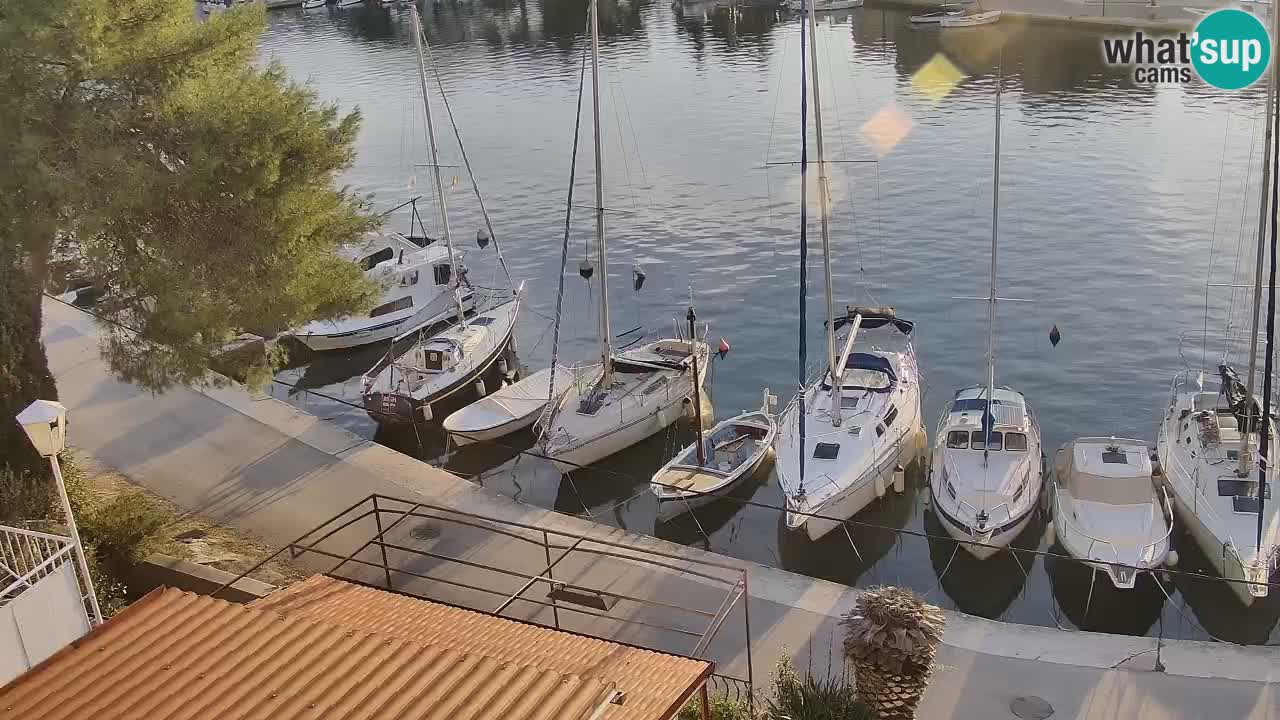 Livecam Vrboska marina | Hvar island | Dalmatia