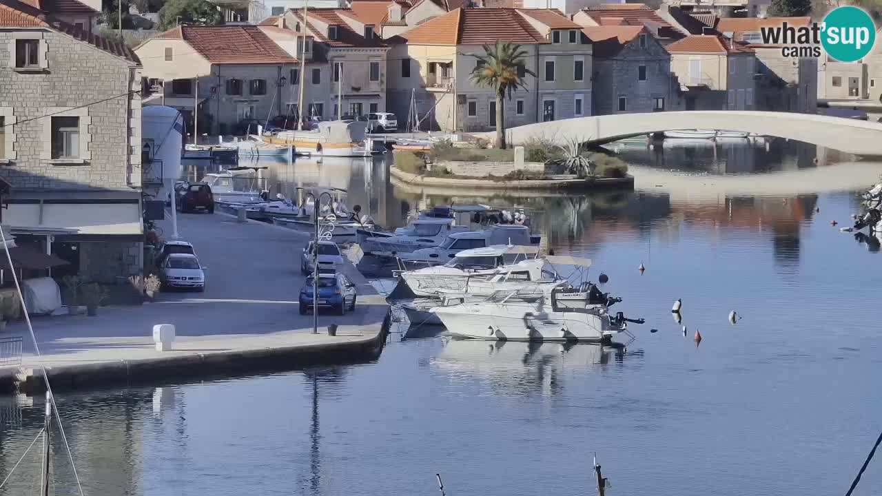 Kamera Hvar Vrboska marina | | Dalmacija