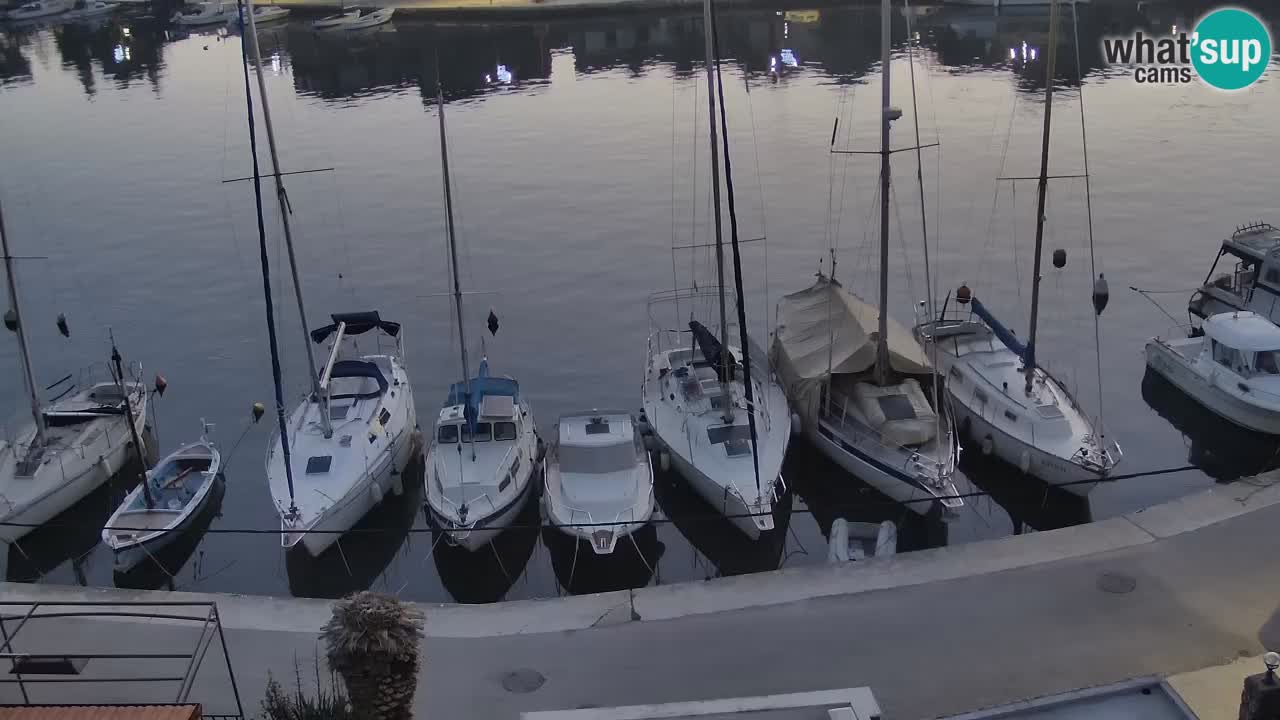 Camera Hvar Vrboska marina | isla de Hvar | Dalmacia