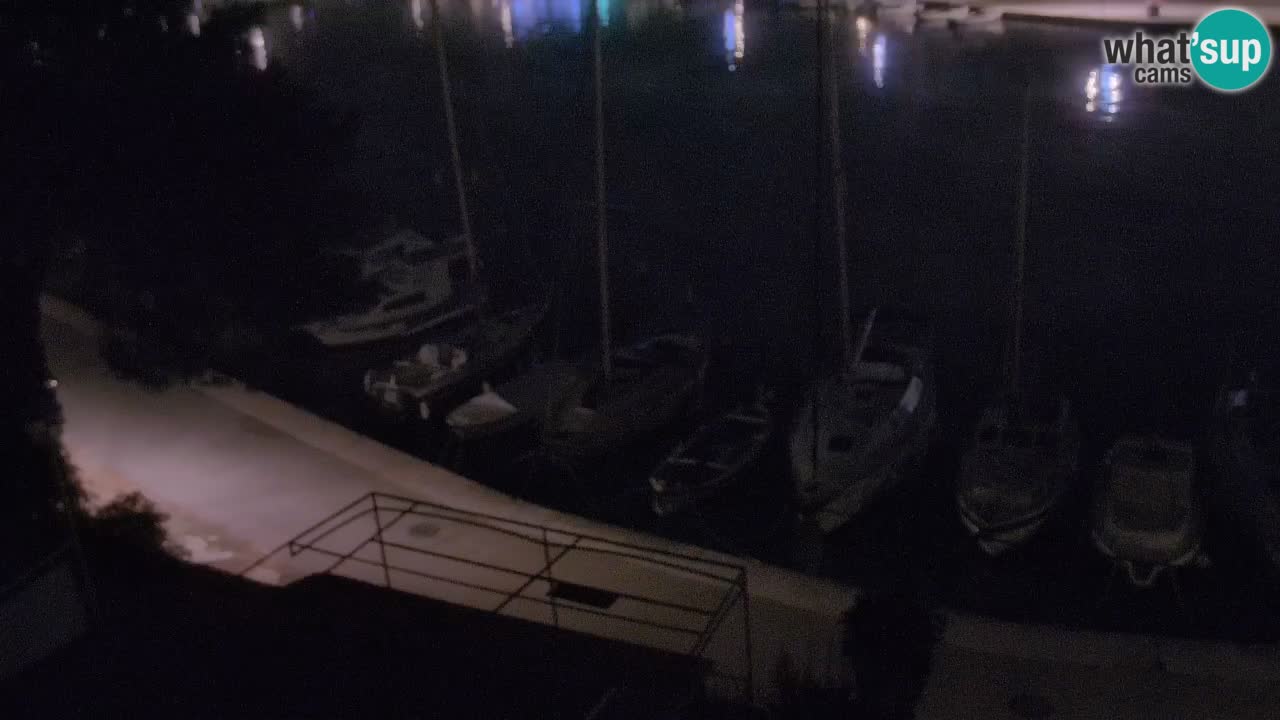 Kamera Hvar Vrboska marina | | Dalmacija