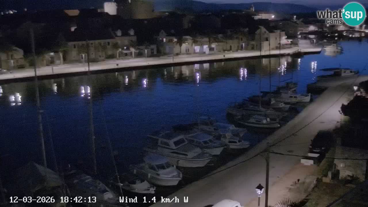 Camera Hvar Vrboska marina | isla de Hvar | Dalmacia