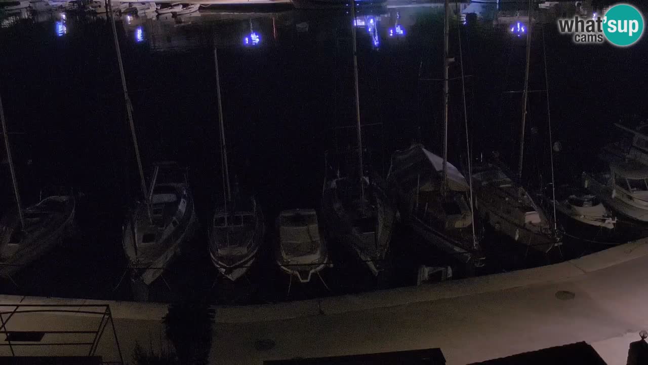 Kamera Hvar Vrboska marina | | Dalmacija