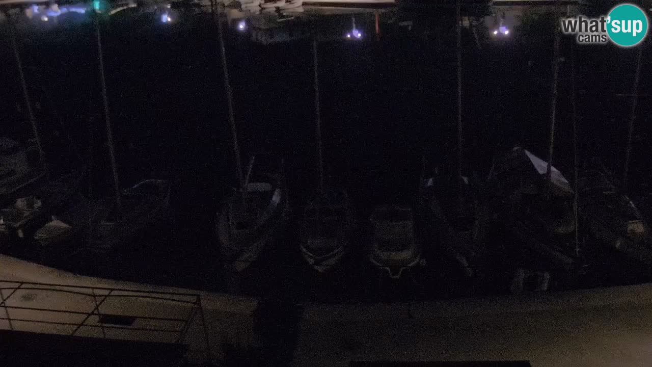 Kamera Hvar Vrboska marina | | Dalmacija