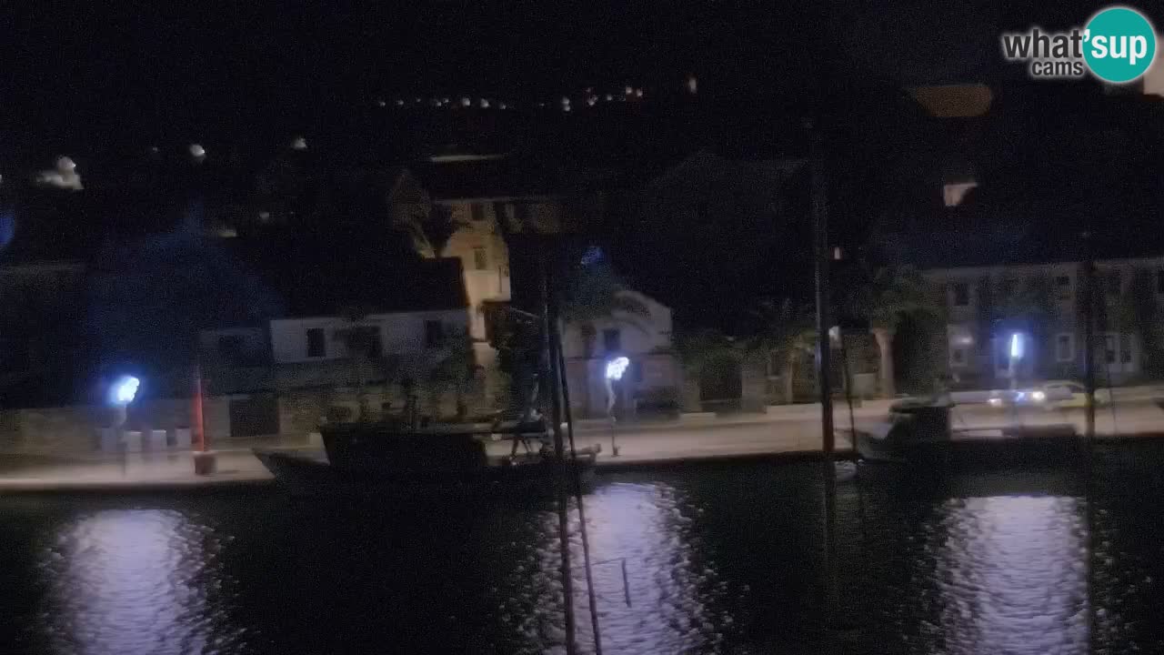 Kamera Hvar Vrboska marina | | Dalmacija