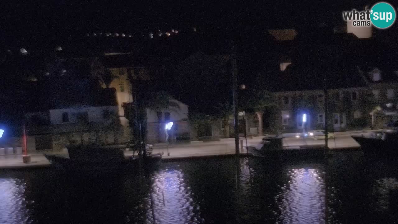 Kamera Hvar Vrboska marina | | Dalmacija