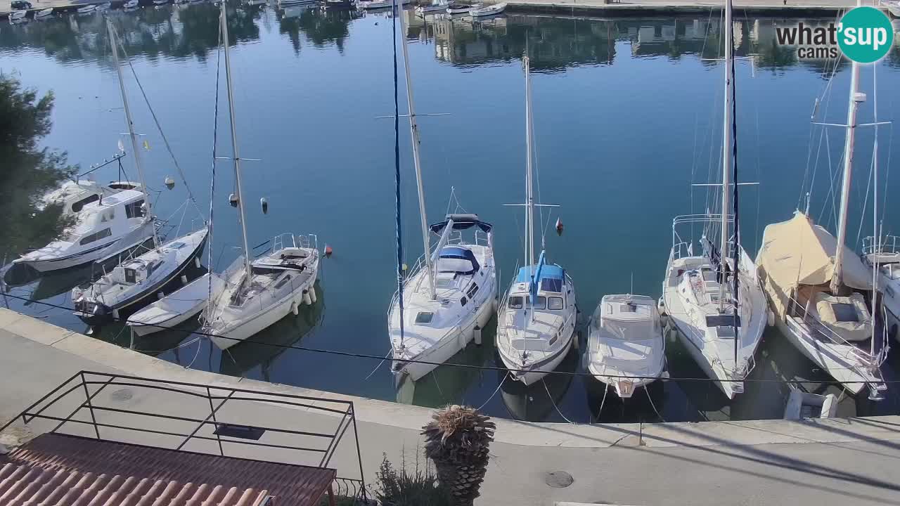 Kamera Hvar Vrboska marina | | Dalmacija