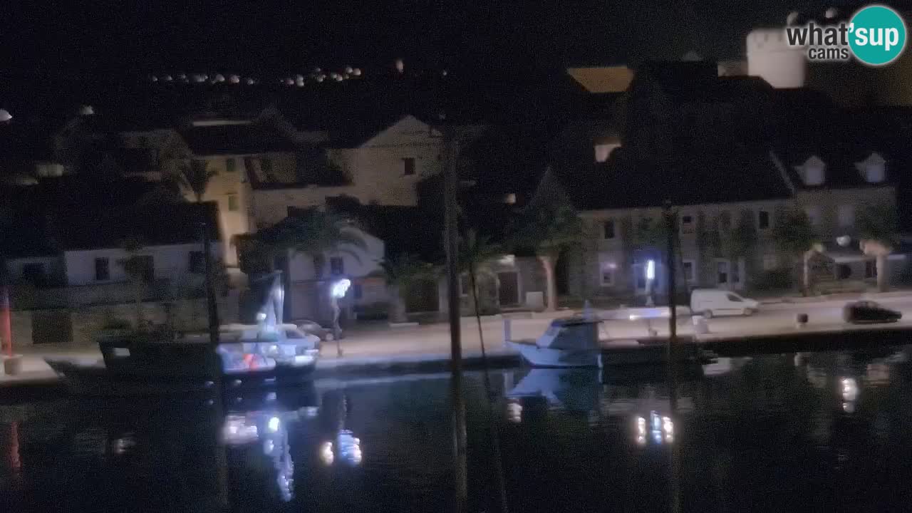 Kamera Hvar Vrboska marina | | Dalmacija