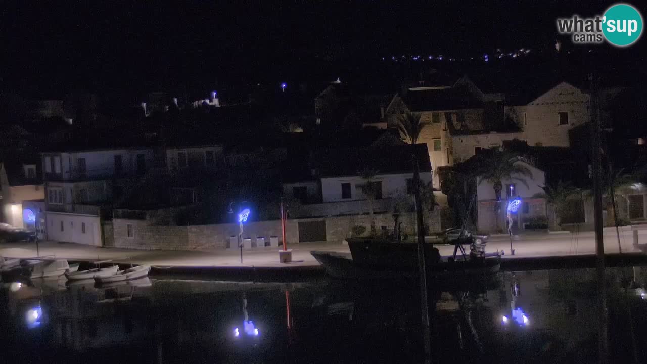 Camera Hvar Vrboska marina | isla de Hvar | Dalmacia