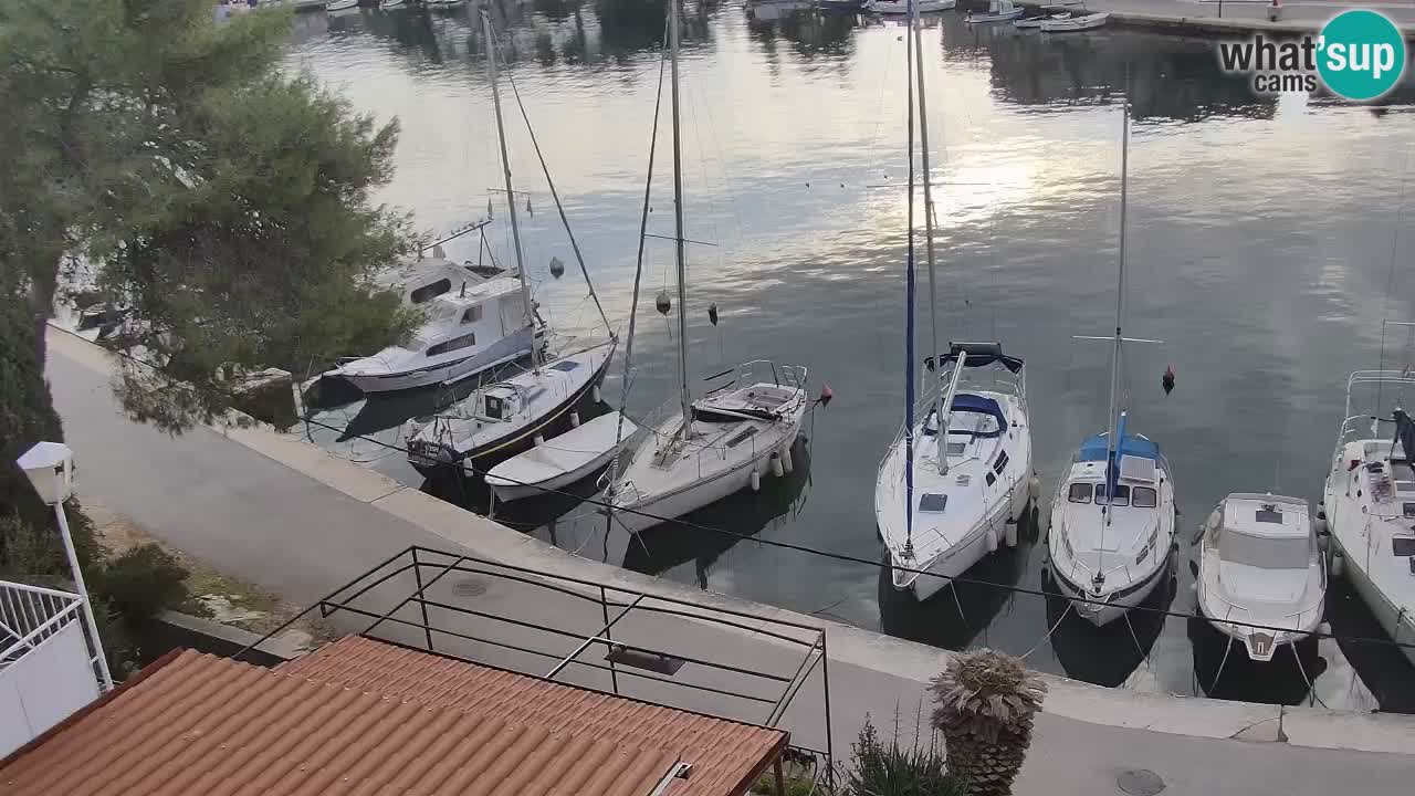Web kamera Hvar Vrboska marina | otok Hvar | Dalmacija