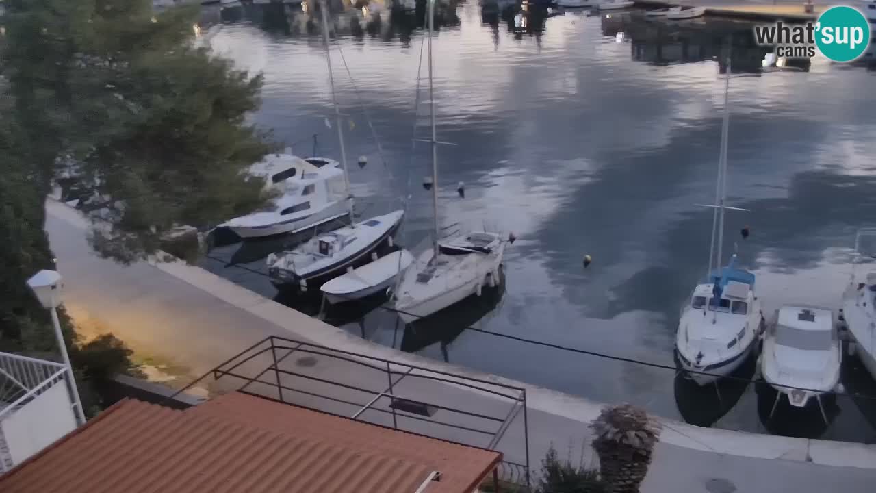 Web kamera Hvar Vrboska marina | otok Hvar | Dalmacija