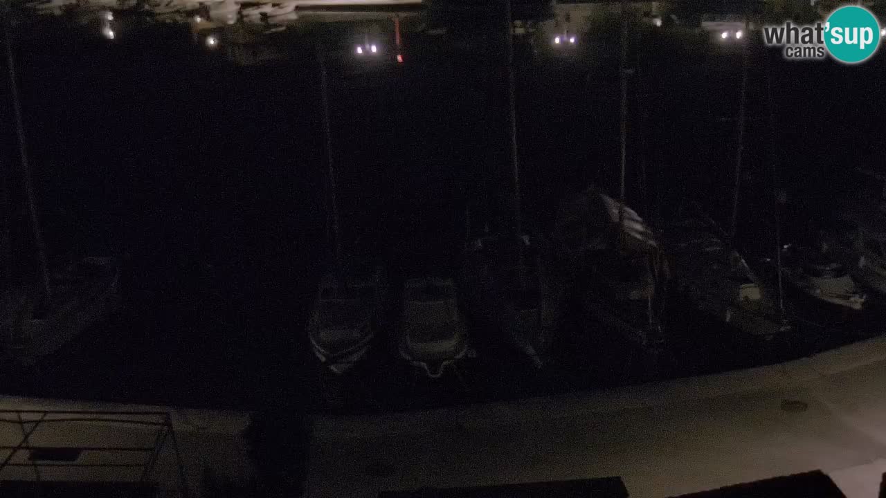 Kamera Hvar Vrboska marina | | Dalmacija