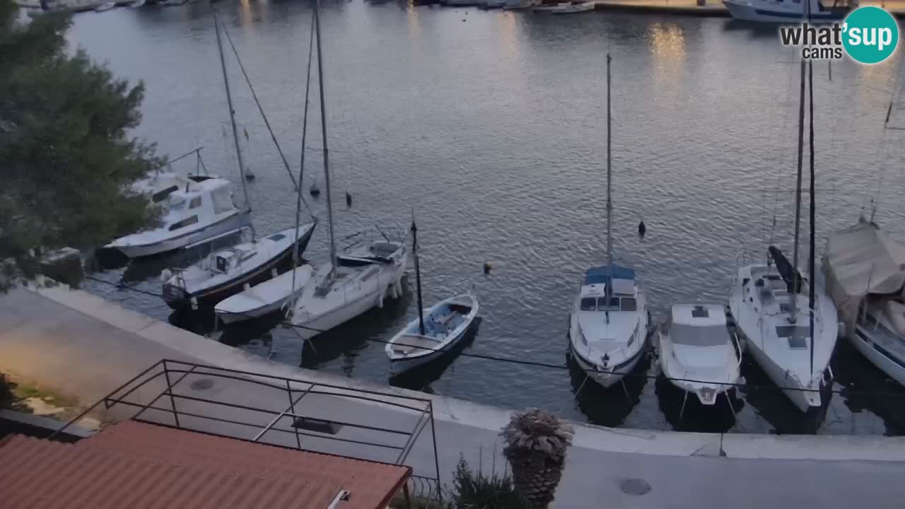 Web kamera Hvar Vrboska marina | otok Hvar | Dalmacija
