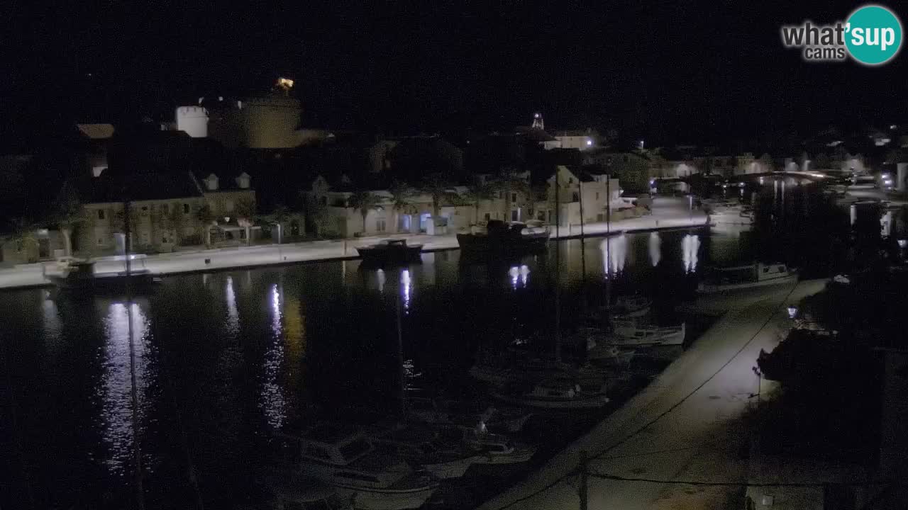 Kamera Hvar Vrboska marina | | Dalmacija