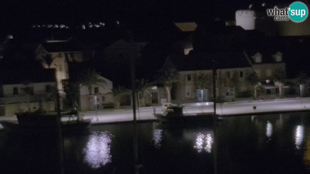 Kamera Hvar Vrboska marina | | Dalmacija