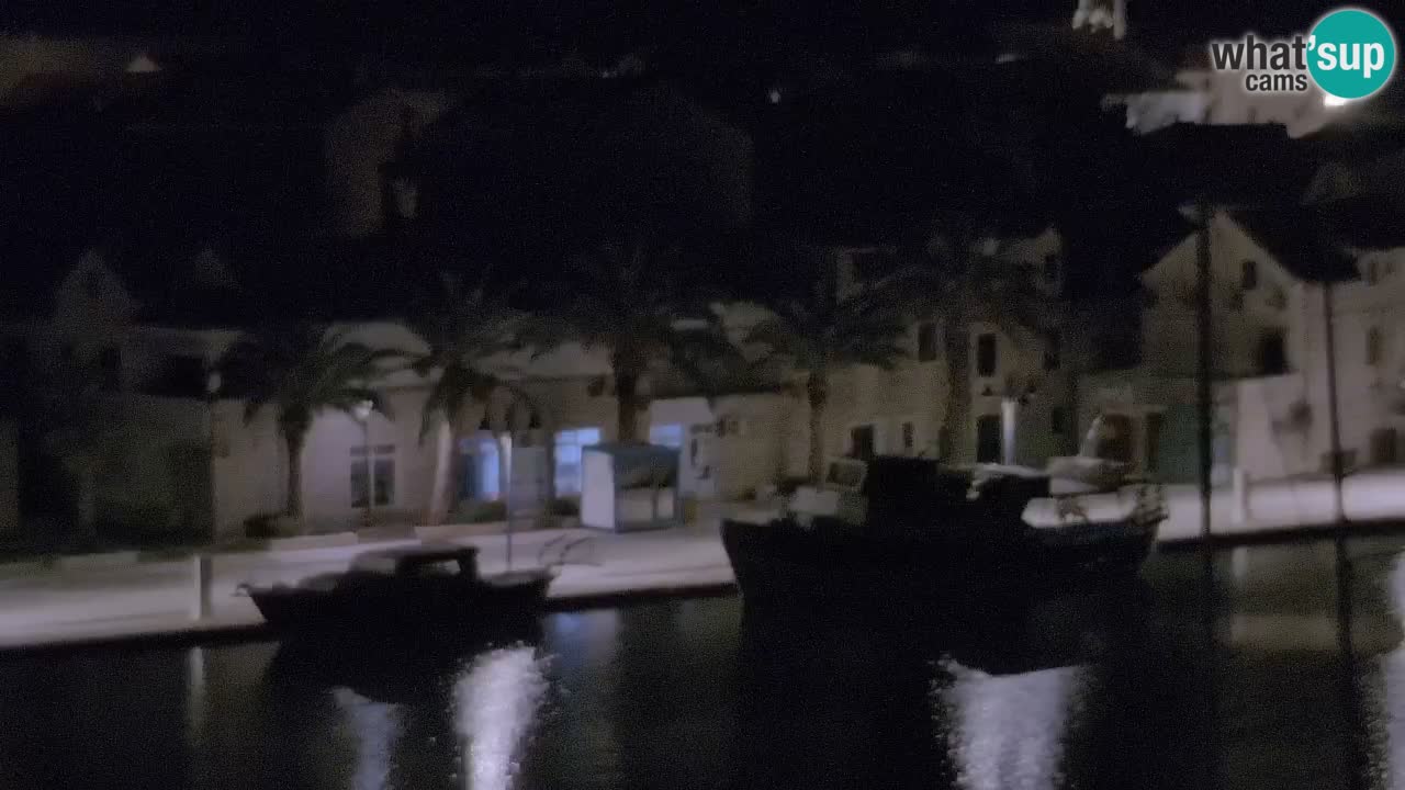 Camera Hvar Vrboska marina | isla de Hvar | Dalmacia