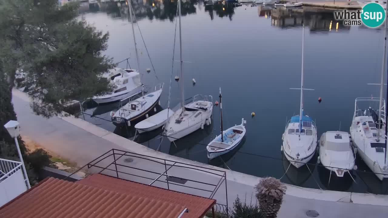 Livecam Vrboska marina | Hvar island | Dalmatia