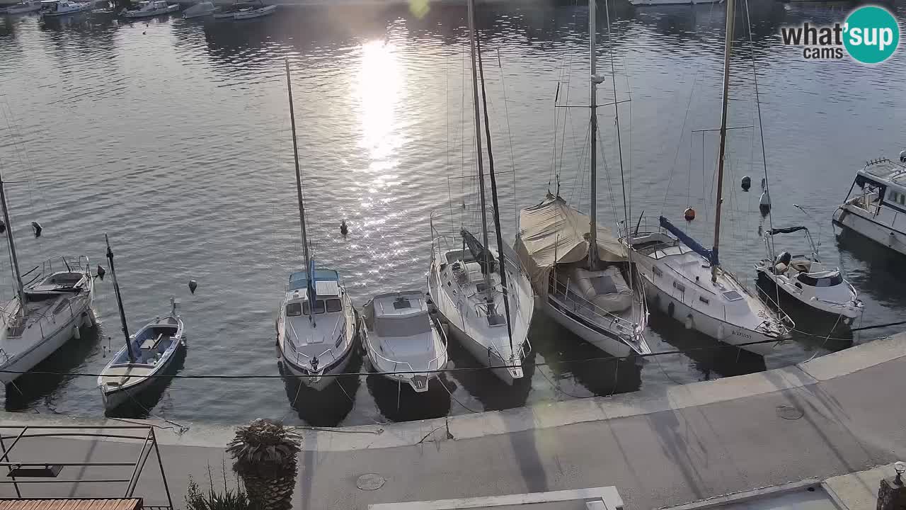 Kamera Hvar Vrboska marina | | Dalmacija
