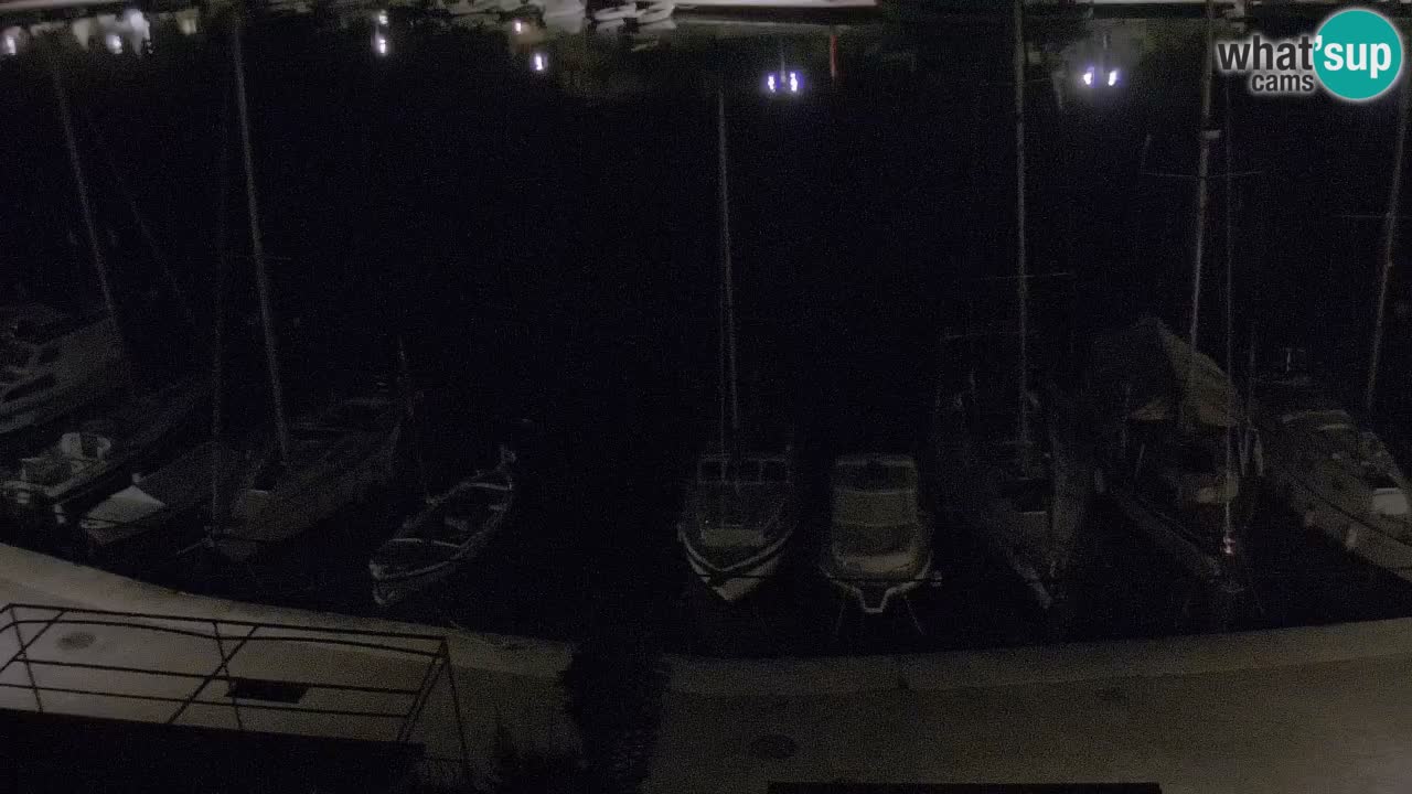 Camera Hvar Vrboska marina | isla de Hvar | Dalmacia