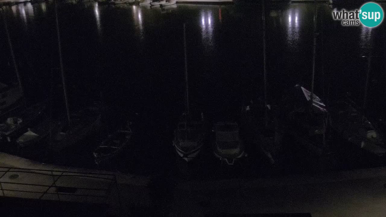 Kamera Hvar Vrboska marina | | Dalmacija