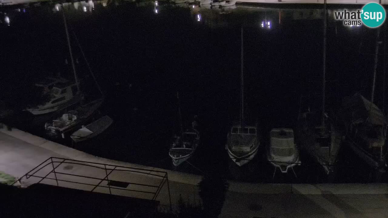 Kamera Hvar Vrboska marina | | Dalmacija