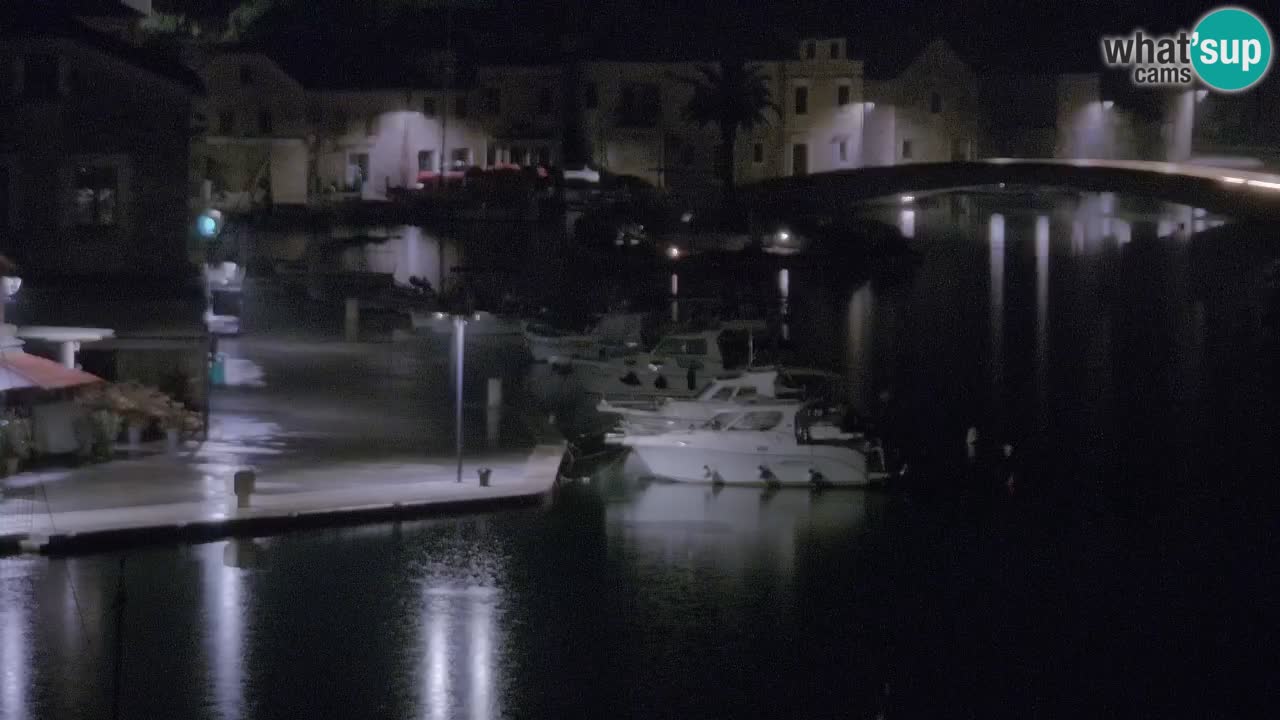 Kamera Hvar Vrboska marina | | Dalmacija