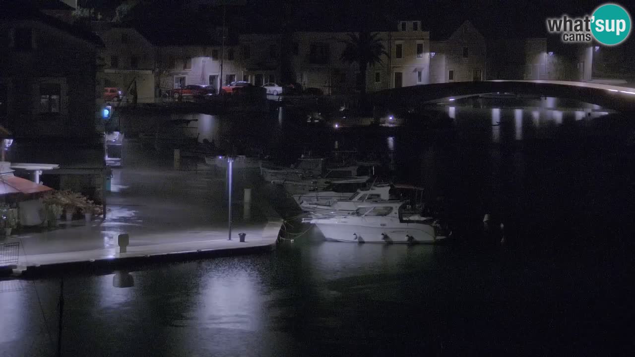 Kamera Hvar Vrboska marina | | Dalmacija