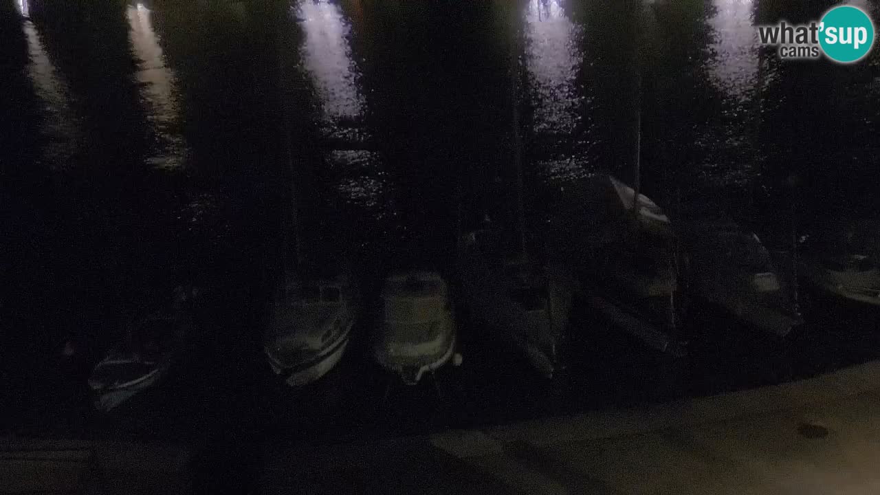 Kamera Hvar Vrboska marina | | Dalmacija