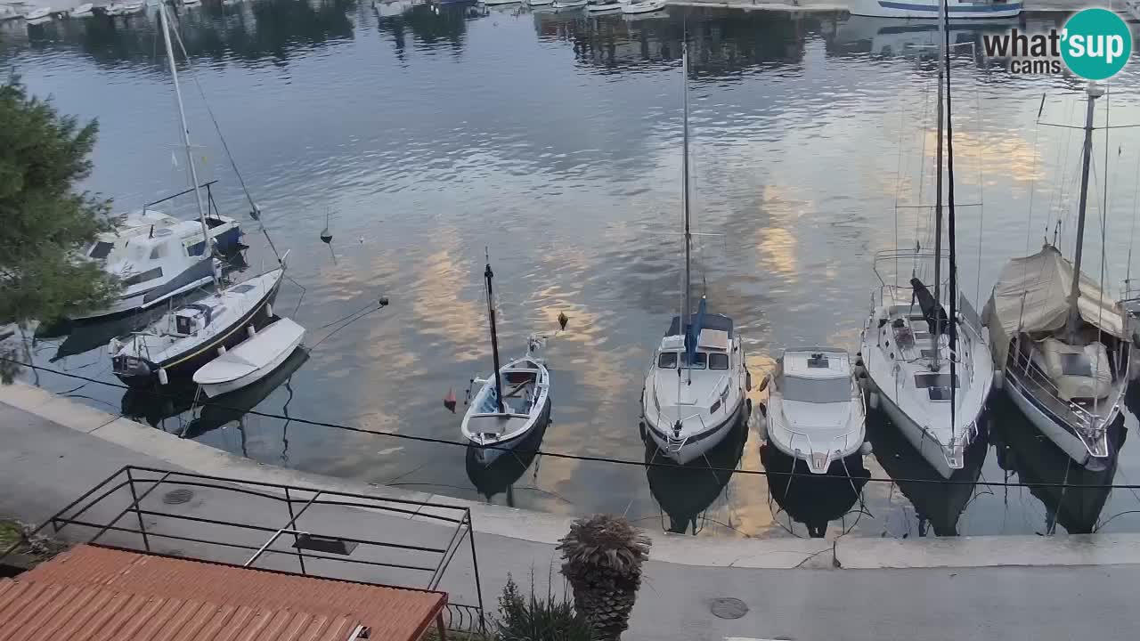 Web kamera Hvar Vrboska marina | otok Hvar | Dalmacija