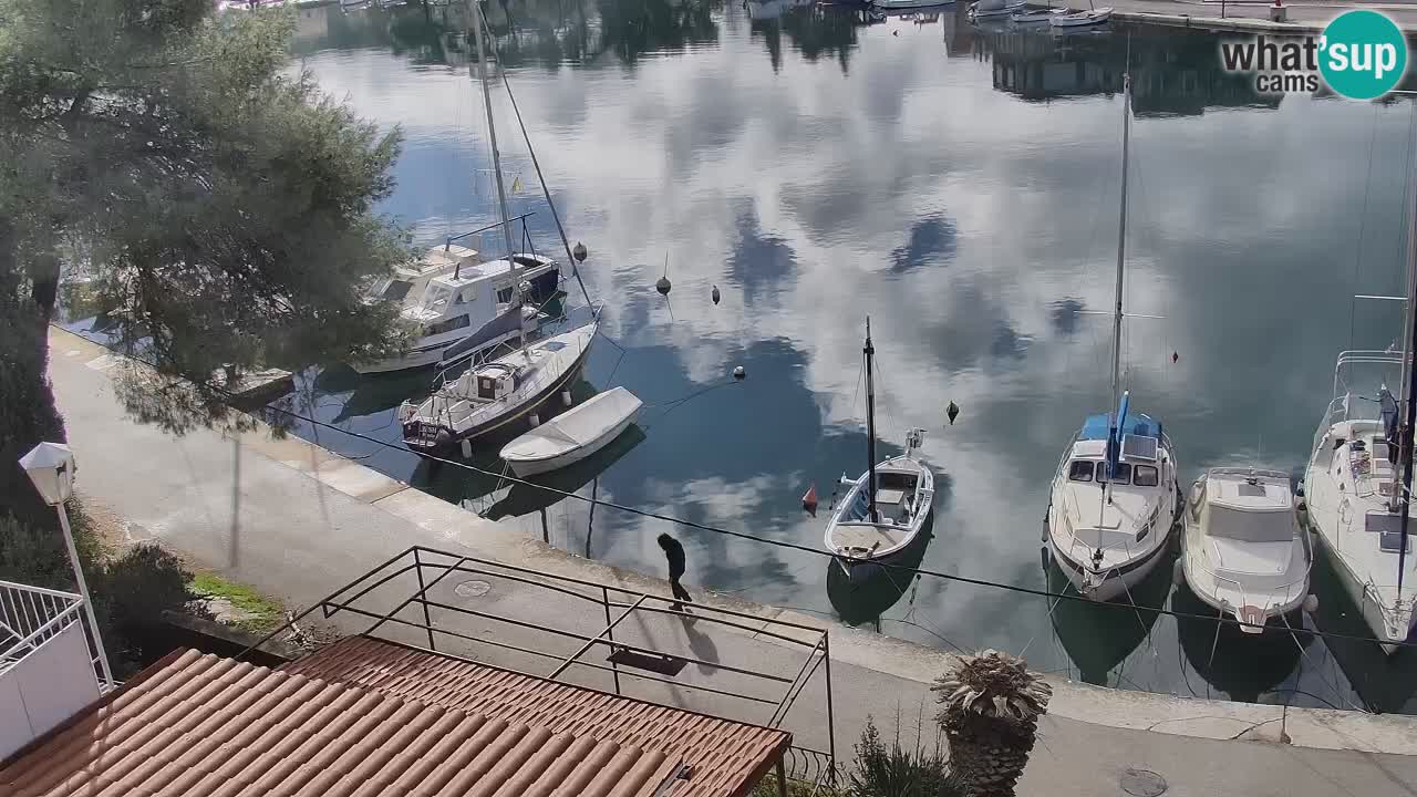 Kamera Hvar Vrboska marina | | Dalmacija