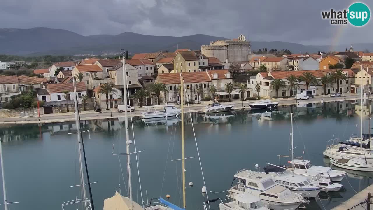 Kamera Hvar Vrboska marina | | Dalmacija