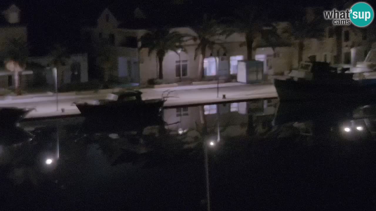 Kamera Hvar Vrboska marina | | Dalmacija